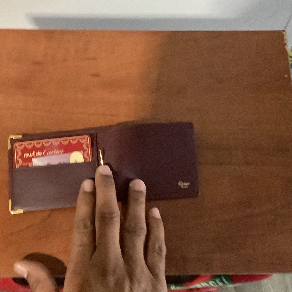 Cartier Burgundy Money Clip with Gold Corners - Picture 3 of 3